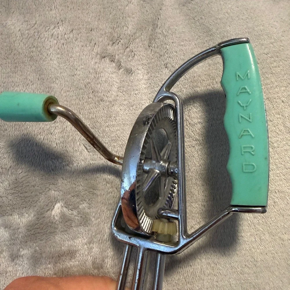 Maynard vintage hand